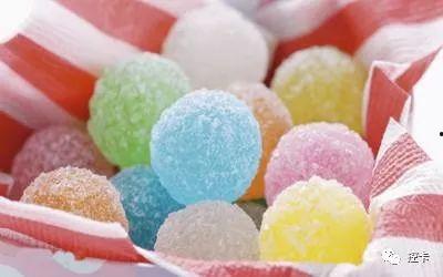 吃酸麻瓜糖,甜蜜与刺激的双重体验揭秘