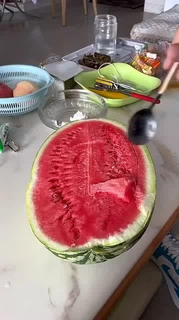 网恋女友吃瓜视频,揭秘虚拟恋爱的真实面目