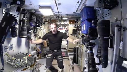 空间站吃瓜,揭秘中国航天员太空饮食新体验