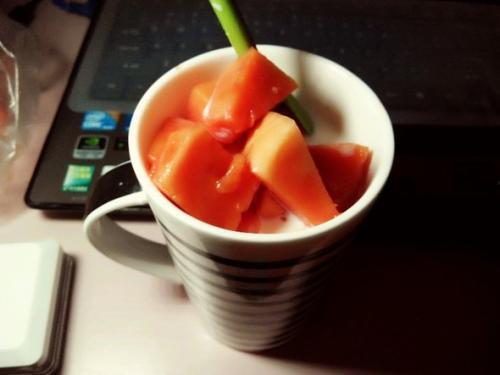 喝了牛奶可以吃瓜吗,健康饮食的巧妙选择